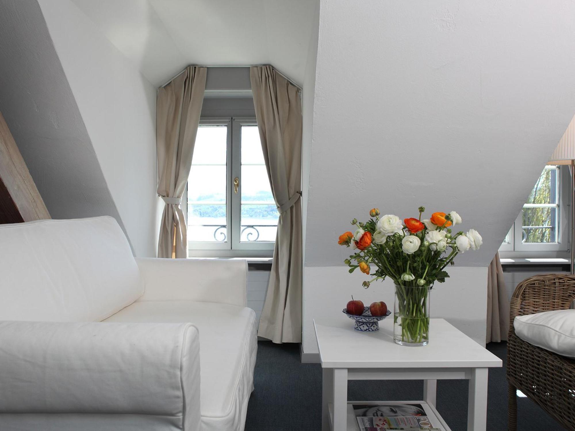 Hotel Hirschen Am See 마일렌 객실 사진